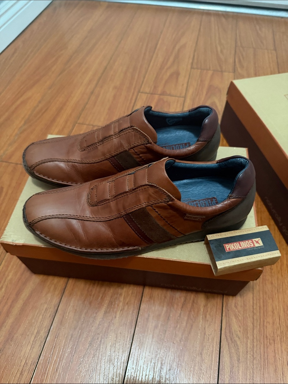PIKOLINOS Men’s Tan Brown Leather Slip-On Loafers